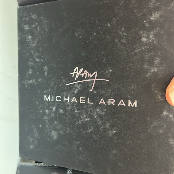 Brand new Micheal aram key holder or jewelry box - Picture 5 of 5